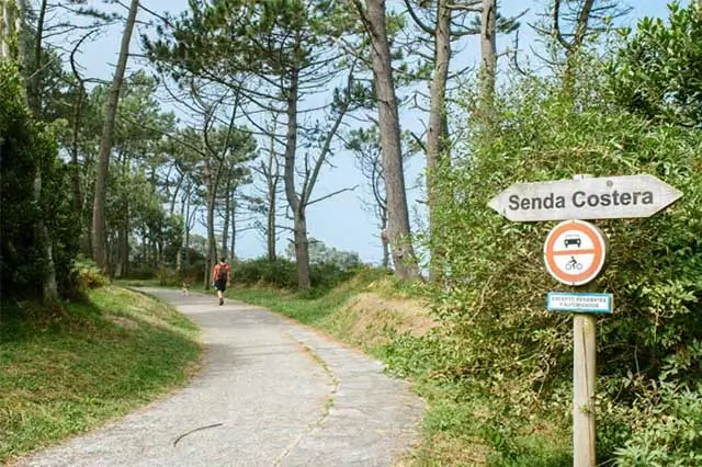 Beautiful coastal path in Asturias, ideal for outdoor activities during the English summer camp.